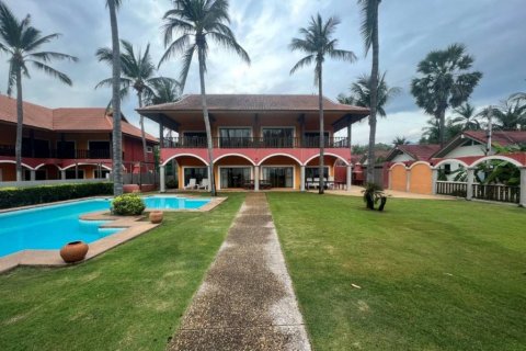 Villa in Prachuap Khiri Khan, Thailand 5 bedrooms № 116100
