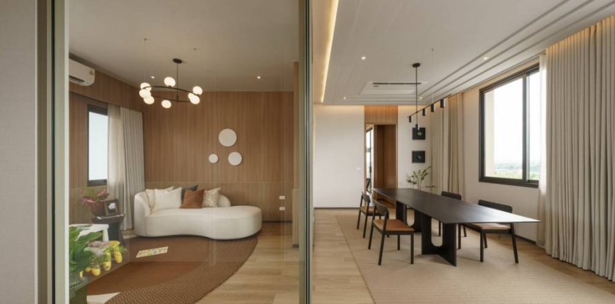 Chalet de 4 dormitorios en Pattaya, Tailandia № 124644