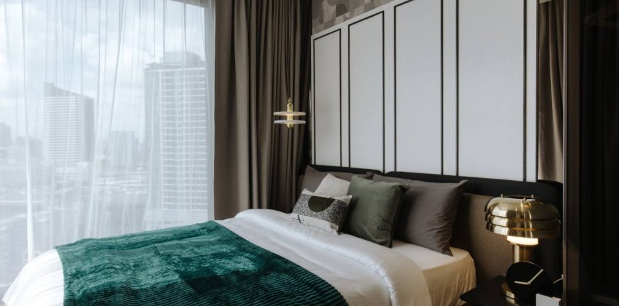 Studio in the Condo in Bangkok, Thailand in Ashton Asoke Rama 9  № 85206