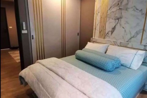 Condominio de 1 dormitorio en Khlong Toei, Bangkok, Tailandia № 76476 - foto 3