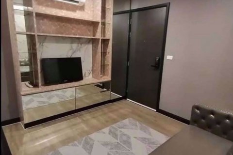 Condo in Khlong Toei, Bangkok, Thailand, 1 bedroom  № 76476
