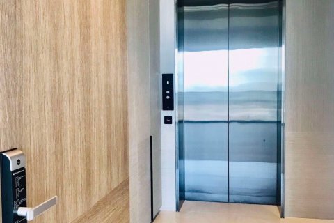 Condominio de 2 dormitorios en Watthana, Bangkok, Tailandia № 76478 - foto 10