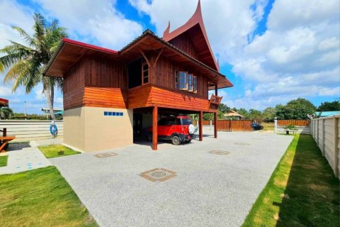Casa de 3 dormitorios en Pran Buri, Tailandia № 144413 - foto 8