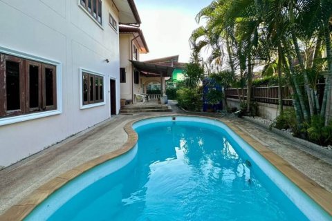 Casa de 5 dormitorios en Phuket, Tailandia № 144414 - foto 2