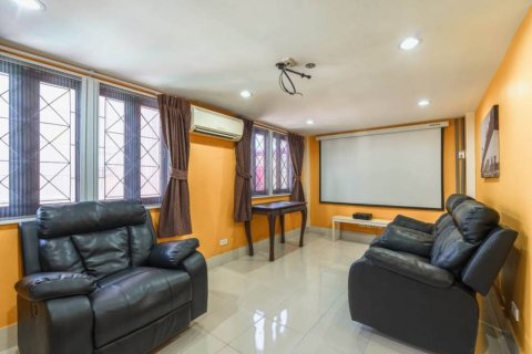 Casa de 5 dormitorios en Phuket, Tailandia № 144414 - foto 5