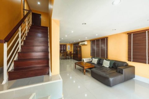 Casa de 5 dormitorios en Phuket, Tailandia № 144414 - foto 3