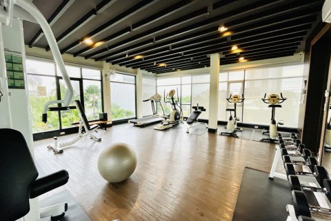 Apartamento de 2 dormitorios en Jomtien Beach, Pattaya, Tailandia № 101421 - foto 13