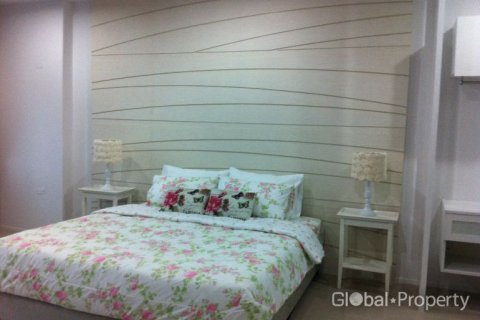 Condominio de 1 dormitorio en Pattaya, Tailandia № 100719 - foto 3