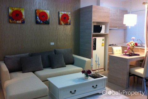 Condominio de 1 dormitorio en Pattaya, Tailandia № 100719 - foto 4