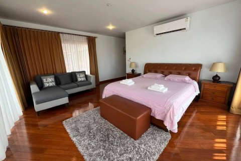 Haus in Pattaya, Thailand 6 Schlafzimmer № 123563 - Foto 15