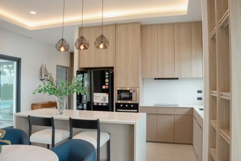 Chalet de 3 dormitorios en Hua Hin, Tailandia № 132797 - foto 8