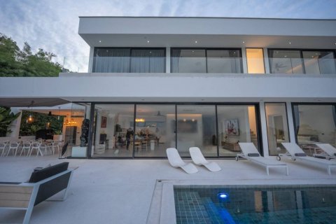 Chalet de 6 dormitorios en Surat Thani, Tailandia № 132798 - foto 4
