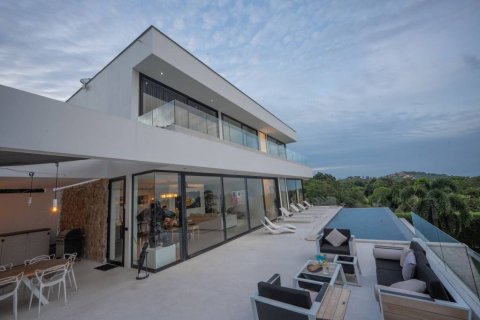 Chalet de 6 dormitorios en Surat Thani, Tailandia № 132798 - foto 3