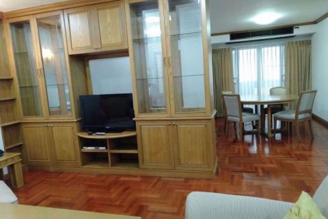 Condominio de 2 dormitorios en Watthana, Bangkok, Tailandia № 76132 - foto 5