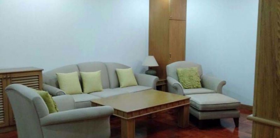 Condominio de 2 dormitorios en Watthana, Bangkok, Tailandia № 76132