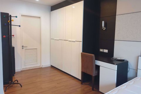 Condominio de 1 dormitorio en Watthana, Bangkok, Tailandia № 76130 - foto 8