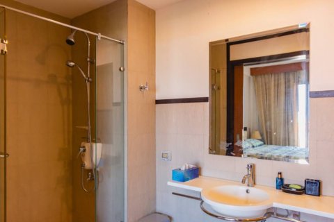 Condominio de 2 dormitorios en Cha-am, Tailandia № 115773 - foto 9