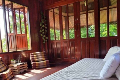 Terreno en Surat Thani, Tailandia № 115775 - foto 6