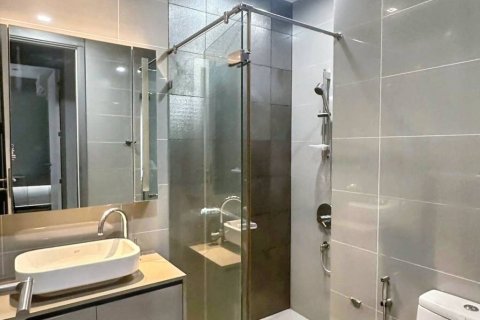 Condominio de 2 dormitorios en Bangkok, Tailandia № 115772 - foto 9