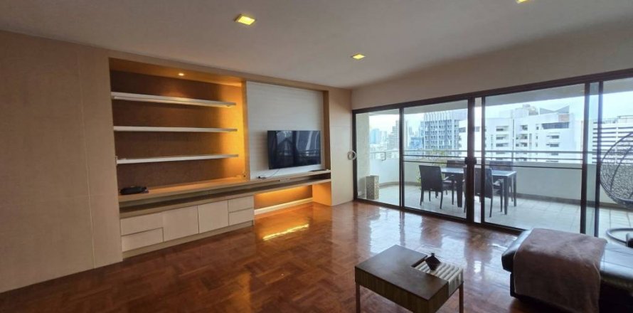 Condo in Bangkok, Thailand, 3 bedrooms № 132672