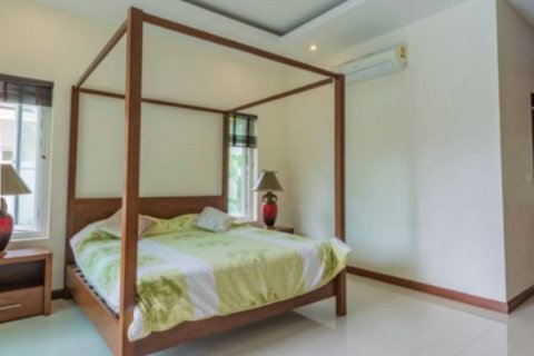 Chalet de 3 dormitorios en Cha-am, Tailandia № 132670 - foto 8