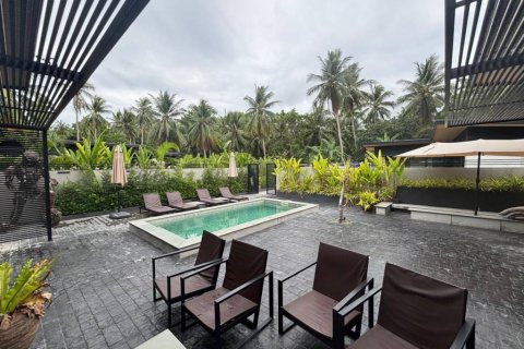 Chalet de 3 dormitorios en Surat Thani, Tailandia № 132669 - foto 3