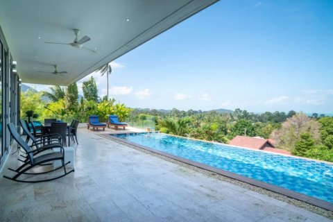 Villa in Surat Thani, Thailand 4 Schlafzimmer № 132671 - Foto 2