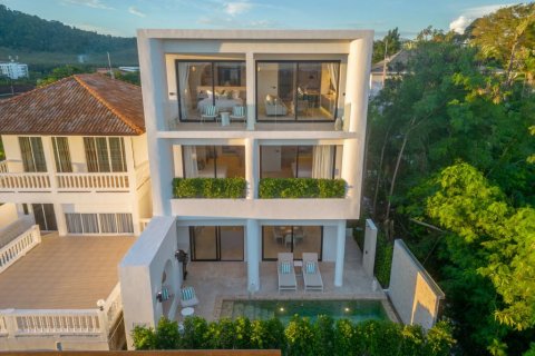 Villa in Phuket, Thailand 3 Schlafzimmer № 132673