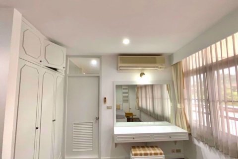 Condominio de 4 dormitorios en Watthana, Bangkok, Tailandia № 76221 - foto 10