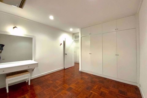 Condominio de 4 dormitorios en Watthana, Bangkok, Tailandia № 76221 - foto 8