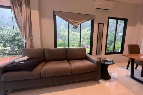 Casa de 2 dormitorios en Krabi, Tailandia № 125885 - foto 8