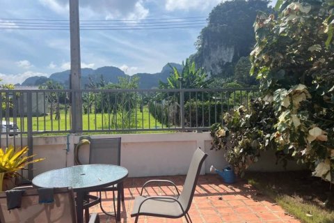 Casa de 2 dormitorios en Krabi, Tailandia № 125885 - foto 3