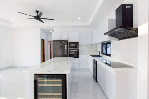 Casa de 3 dormitorios en Hua Hin, Tailandia № 126028 - foto 7