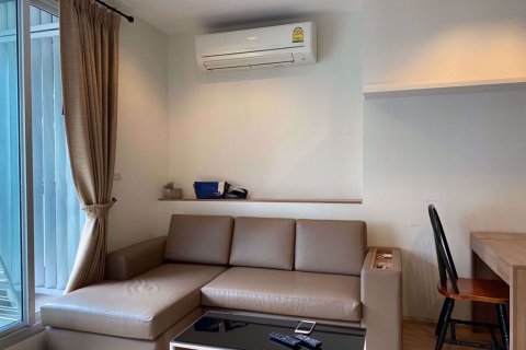 Condo in Bangkok, Thailand, 1 bedroom in Rhythm Ratchada - Huai Khwang № 77535