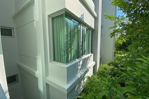 Condominio de 2 dormitorios en Hua Hin, Tailandia № 125351 - foto 14