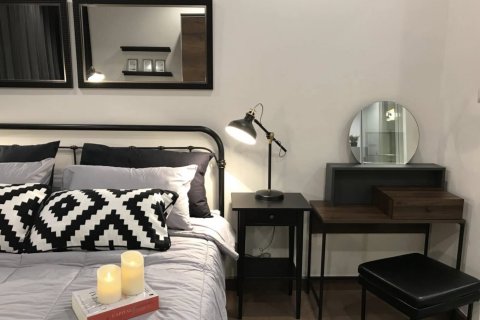 Condominio de 1 dormitorio en Ratchathewi, Bangkok, Tailandia № 124044 - foto 3