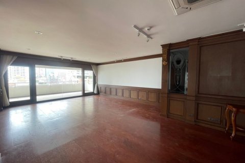 คอนโดมิเนียมในวัฒนา, กรุงเทพฯ, ประเทศไทย, 4 ห้องนอน № 124041 - รูปถ่าย 3
