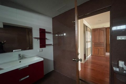 คอนโดมิเนียมในวัฒนา, กรุงเทพฯ, ประเทศไทย, 4 ห้องนอน № 124041 - รูปถ่าย 18