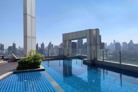 Condominio de 2 dormitorios en Ratchathewi, Bangkok, Tailandia № 76400 - foto 21