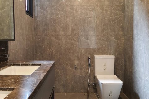 Condominio de 2 dormitorios en Bangkok, Tailandia № 83004 - foto 14