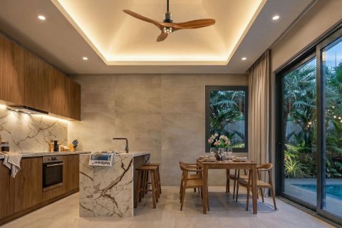 Villa in Bang Tao, Thailand 2 bedrooms № 73354 - photo 2