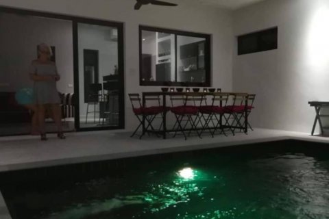 Chalet de 3 dormitorios en Surat Thani, Tailandia № 132827 - foto 9