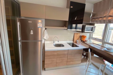 Condo in Khlong Toei, Bangkok, Thailand, 1 bedroom  № 76415 - photo 24