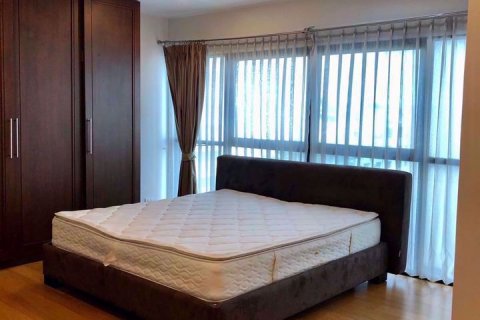 Condominio de 2 dormitorios en Sathon, Bangkok, Tailandia № 76410