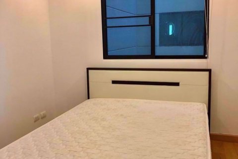 Condominio de 2 dormitorios en Sathon, Bangkok, Tailandia № 76410 - foto 4