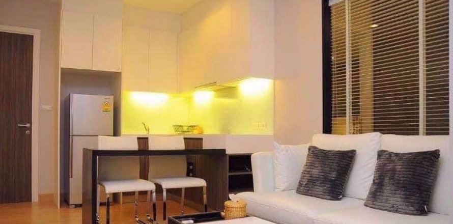 Condo in Khlong San, Bangkok, Thailand, 1 bedroom  № 76411