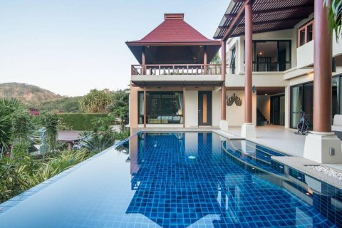 Casa de 4 dormitorios en Hua Hin, Tailandia № 125305 - foto 3