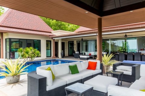 Casa de 5 dormitorios en Hua Hin, Tailandia № 125331 - foto 8