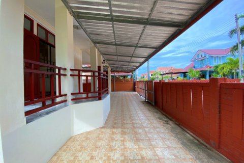 Casa de 3 dormitorios en Hua Hin, Tailandia № 125330 - foto 10