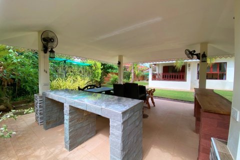Casa de 3 dormitorios en Hua Hin, Tailandia № 125330 - foto 5